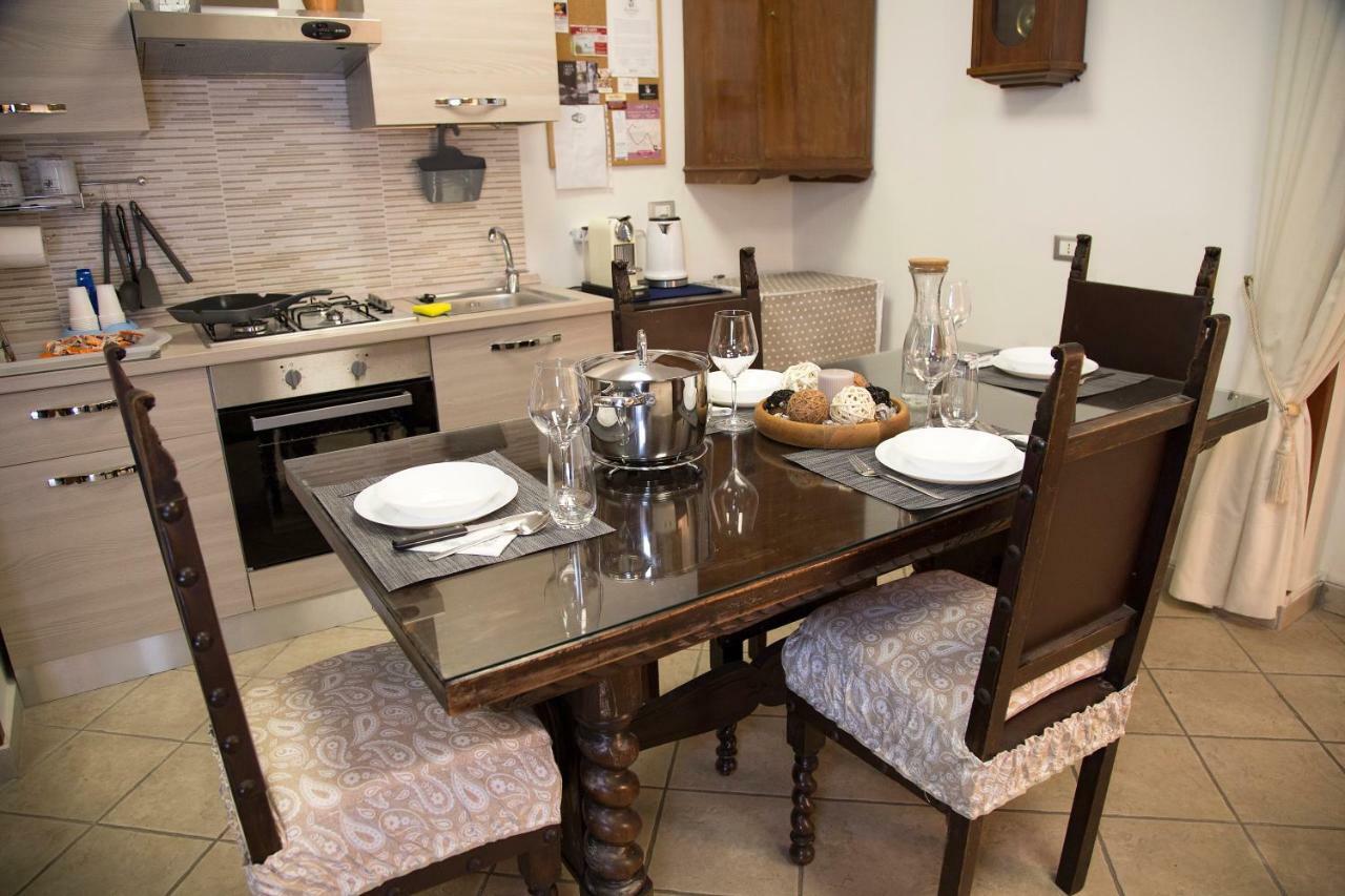 Luci Di S. Chiara Appartement Napels Buitenkant foto